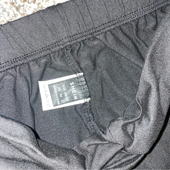 Shein Twist Front Flare leggings size 2 - Picture 4 of 4